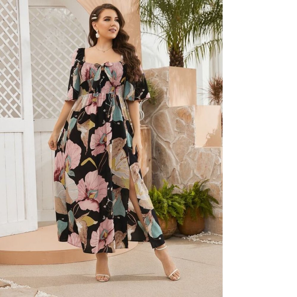 Plus Size SHEIN Clasi Plus Floral Print Bow Front Shirred Dress, size 4X